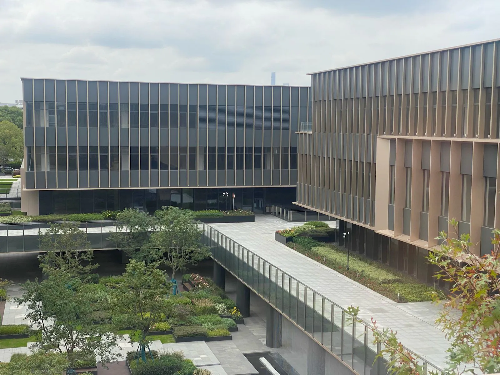 Side view of the Shanghai capstone building.