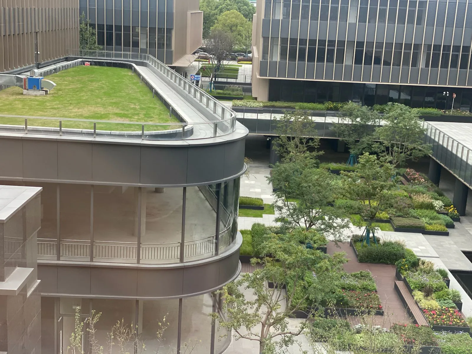 Another side view of the Shanghai capstone building.